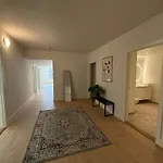 Apartament Luxurious *